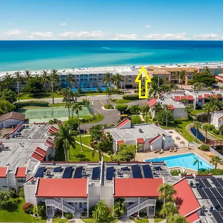 Runaway Bay 212 Home